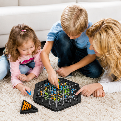 TriangelKampen™ | Det smarta strategispelet för hela familjen