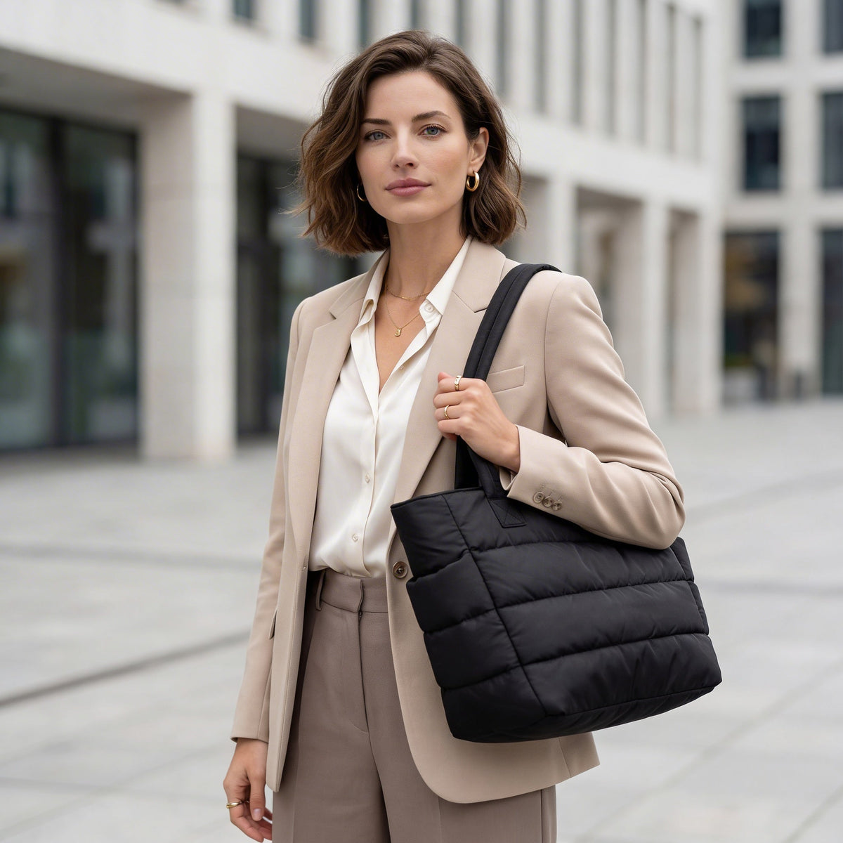 FluffyTote™ | Din nya favoritväska för vardagen